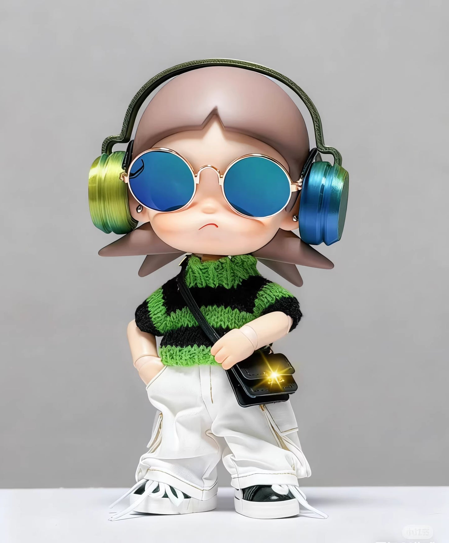 Zsiga 1/8 Articulated Doll 5-Piece Workwear Style Outfit: Sweater + Cargo Pants + Headphones + Glasses + Crossbody Bag Doll Clothes Accessories