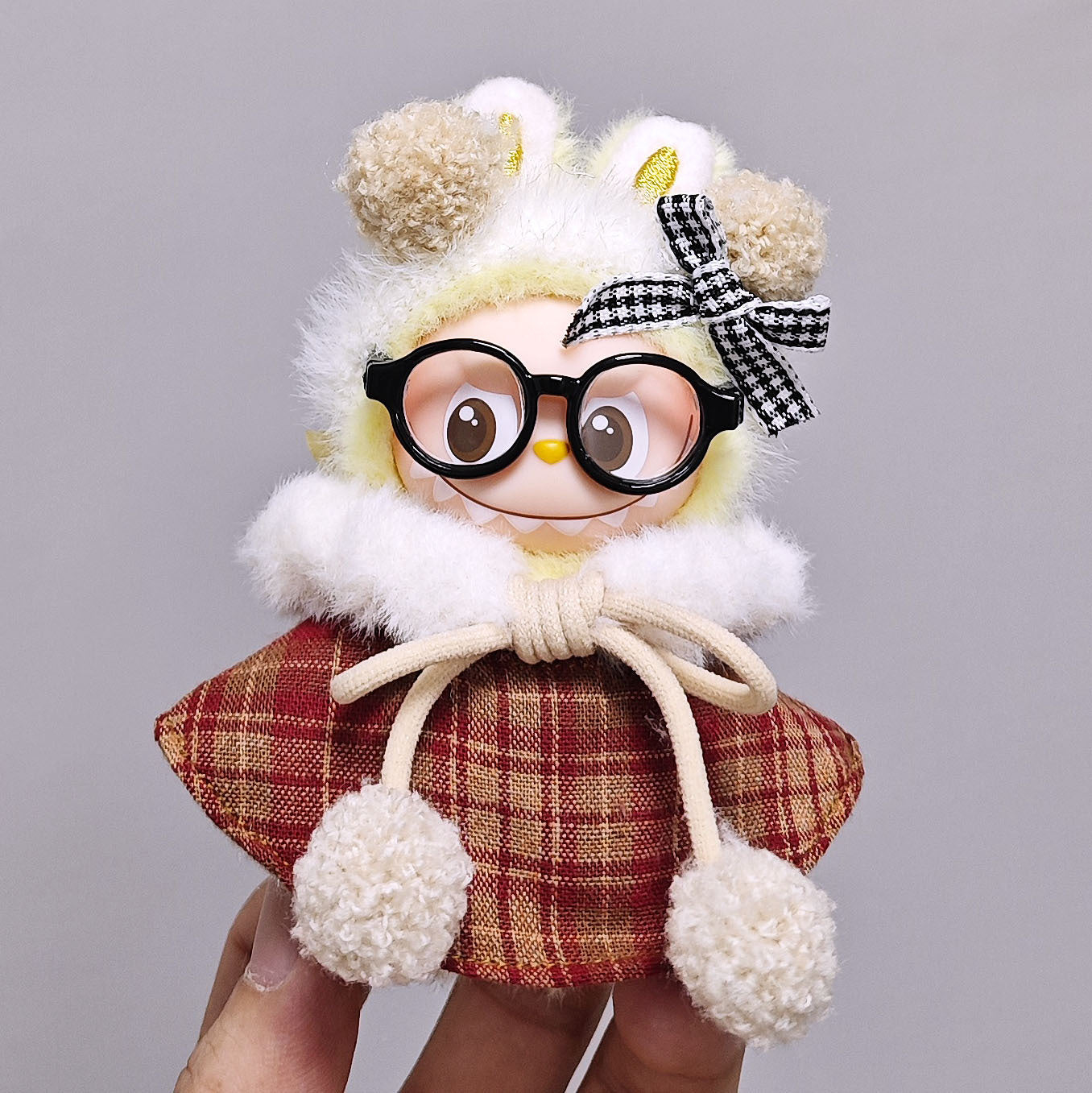 Labubu 4th Generation Doll Outfit - Vintage Houndstooth Plush Set with Glasses & Bow Accessory for 10.5cm Labubu Vinyl Doll